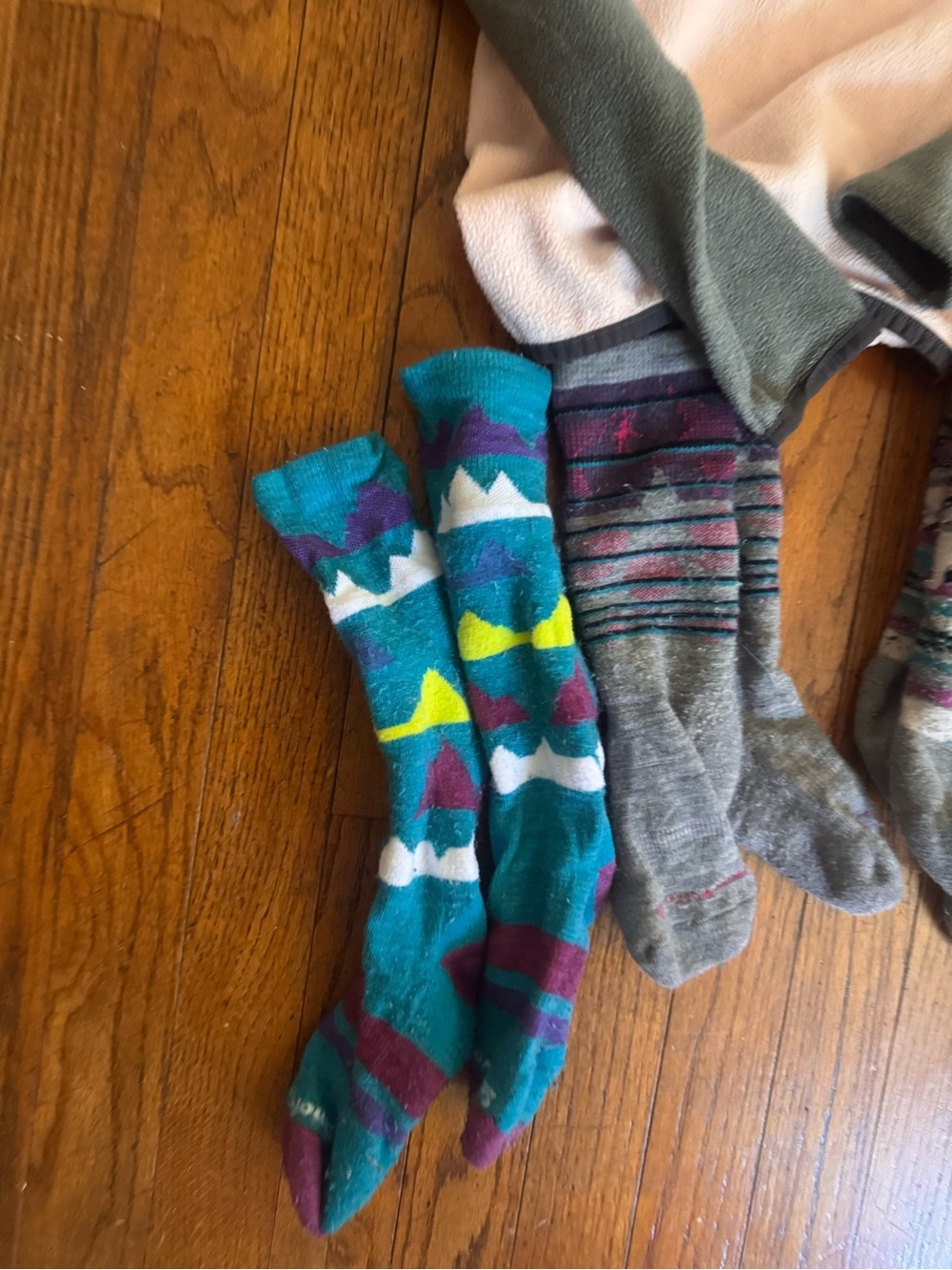 Smartwool socks bundle and north face fleece girls 7 small - Picture 2 of 5